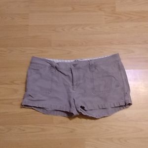 women's grey jean shorts.